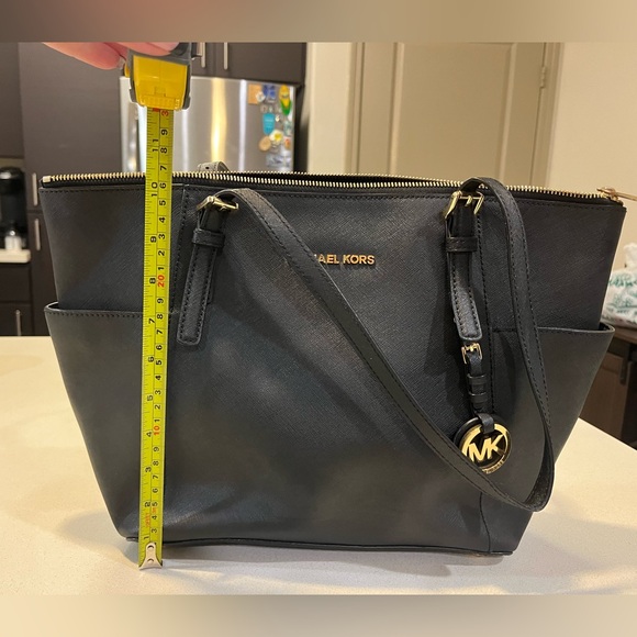 Black Michael Kors Tote Bag - Picture 6 of 7